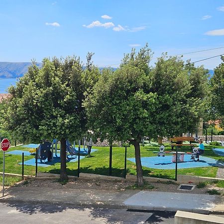 Apartman STAR Novi Vinodolski Bagian luar foto